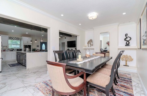 Bayshore Gardens House | The Ultimate Escape - Bradenton, Florida