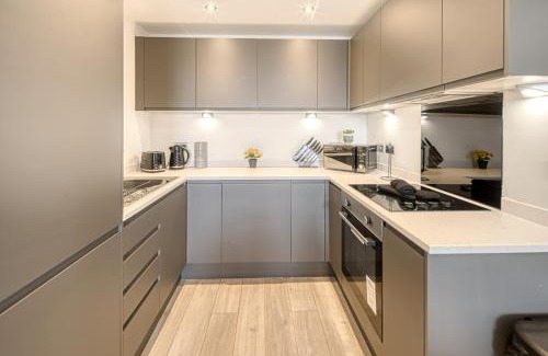 Vauxhall Apartment | The Ultimate Escape Great View - Sleeps 6
