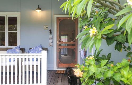 Tea Gardens House | The Ultimate Holiday Retreat Pets Welcome