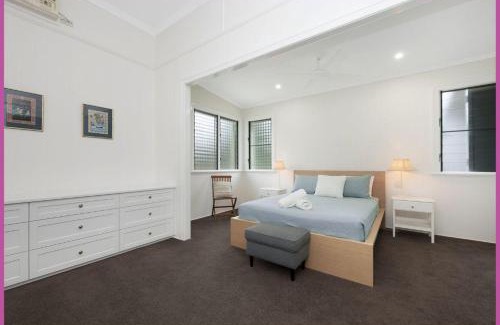 Hyde Park Apartment | The Ultimate Queensland Holiday!