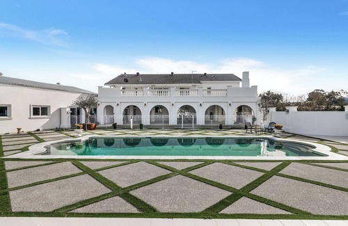 Mount Vernon House | The ultimate Stayz ! private estate in Sydney 39 mins from Sydney CBD !