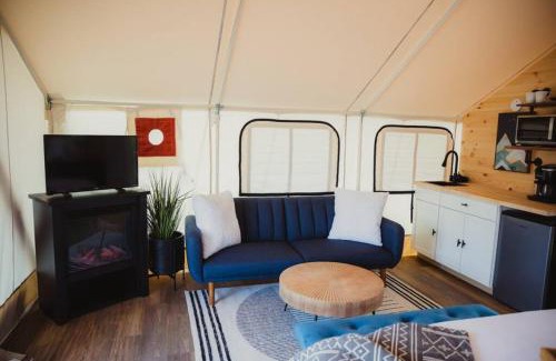 Cadiz Other | The Underwood, Lux Safari Tent