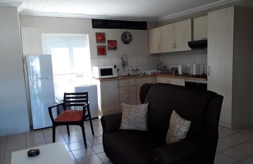 Swellendam Apartment | The Upper Deck Apartment