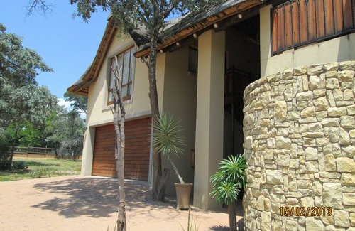 Modimolle Cottage | The Upper Room inside Koro Creek Golf Estate