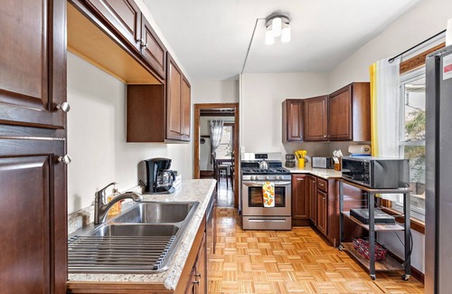 Uptown House | The Uptown House