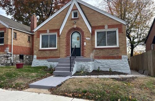 St. Louis House | The Urban Nest – Your St. Louis City Retreat!