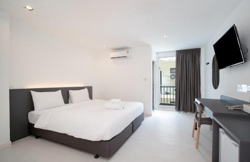 Chatuchak Hotel | The Urban Oasis