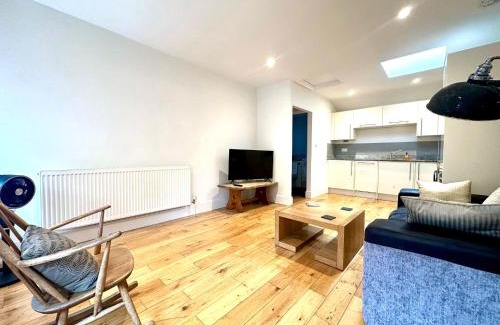 Shoscombe Apartment | The urban quarter