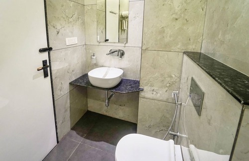 Mahmoorganj Hotel | The Urban Villa