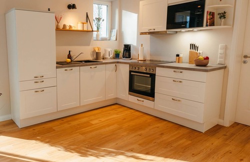 Ratzeburg Apartment | The vacation apartment with three terraces is located between the forest and the lake