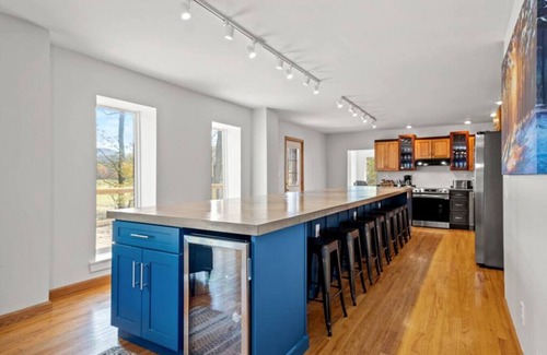 Melcroft Apartment | The Valley House - LH