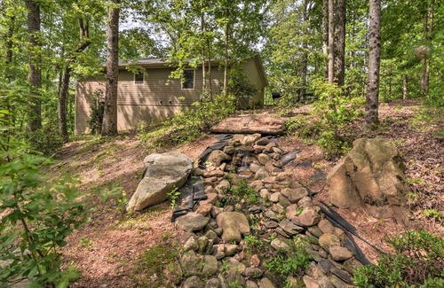 Helen Cabin | ‘The Valley View’ at Sautee Mountain Retreat!
