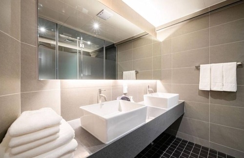 Suyeong-Gu Hotel | The van stay
