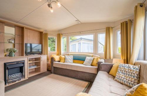 Pakefield House | The Vansion, Pakefield