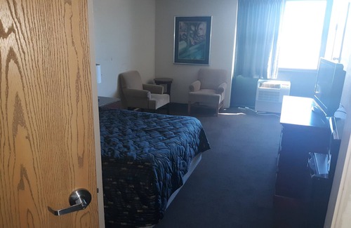 Minot Hotel | The Vegas Motel