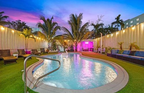 Allapattah House | The Velvet Palm Midtown Pool And Hot Tub