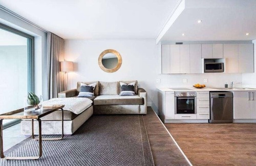 Sea Point Hotel | The Verge Aparthotel