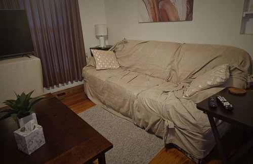Glen Wilton House | The Verge Street Villa!