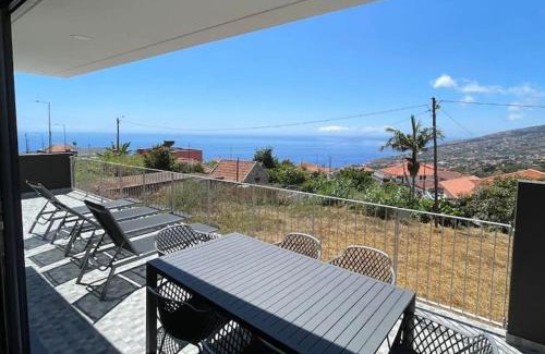 Arco da Calheta Apartment | The Vibe Madeira Apartment 2