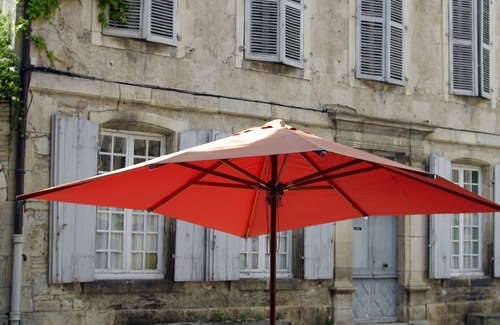 Noyers-sur-Serein House | The Victoire family home of one to ten people