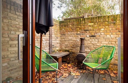 Victoria Apartment | The Victoria Park Sanctuary - Stunning 2bdr Flat
