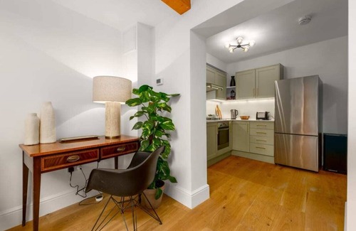 Oxford City Centre Cottage | The Victorian House - Enticing 3bdr House With Garden