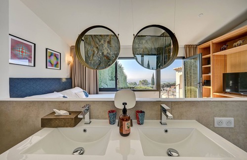 Les Platrieres House | The VIEW Aix-en-Provence