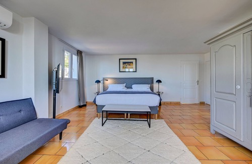 Les Platrieres House | The VIEW Aix-en-Provence