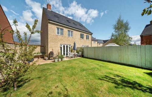 Bicester House | The View - Bicester, Oxford