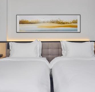 Beirut Hotel | The View - Saint George Hotel