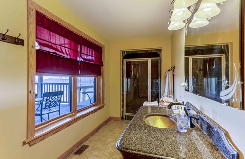 Mentone House | The View Suite on Lookout Mountain
