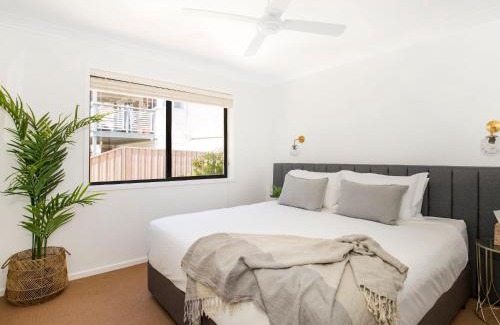 Culburra Beach House | The Villa at Culburra I Pet Friendly I 4 Mins Walk to Beach