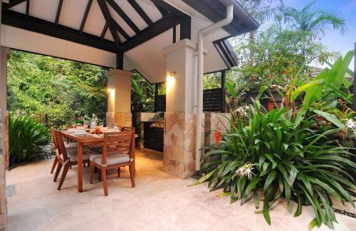 Port Douglas Villa | The Villa at Temple - A Luxury Resort Hideaway