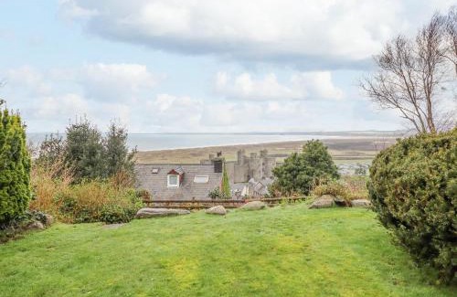 Harlech House | The Villa