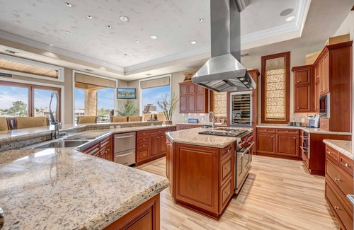 Horseshoe Bay West House | The Villa on Matern | Concierge Services