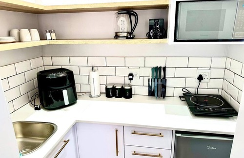 Sea Point Bed & Breakfast | The Villa Rosa Guest House & Self-catering Apartments