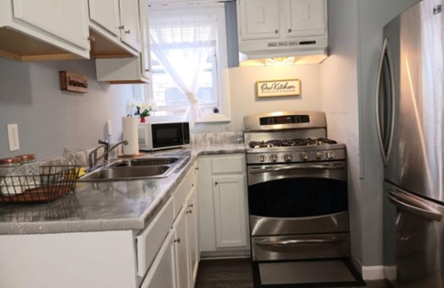 Federal Hill Apartment | The Villa-Suite # 2 at Federal Hill NEW 2 BR APTnn