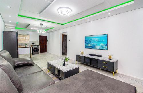Greater Johannesburg Metropolitan Area Apartment | The Villa