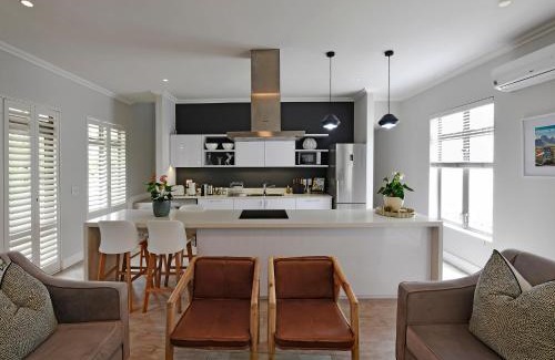Franschhoek Apartment | The Village Cottage