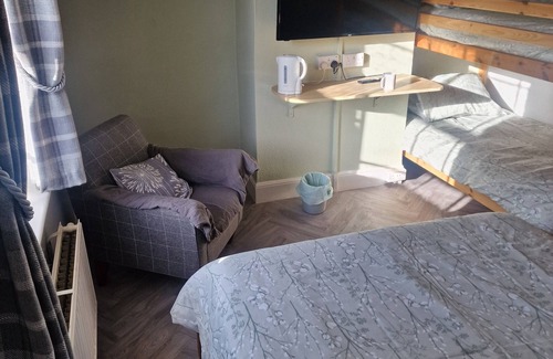 Liddington House | The Village Inn
