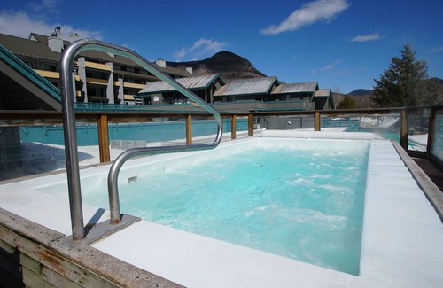 Lincoln Apartment | The Village of Loon Mountain