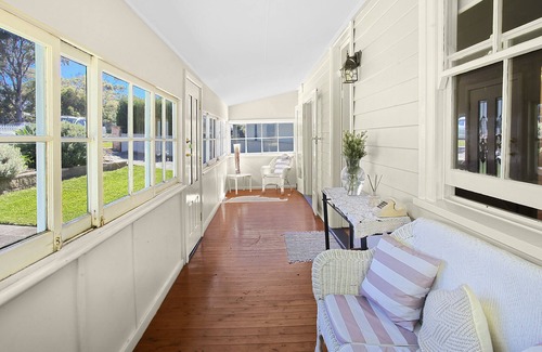 Shellharbour Cottage | The Village of Shellharbour Cottage