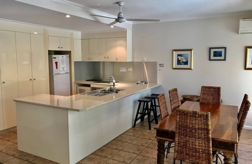 Palm Cove Villa | The Villas Palm Cove, One-Bedroom Villa with Private Pool