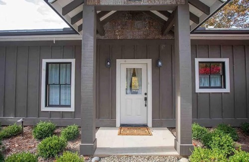 Scaly Mountain Cottage | The Vintner's Cottage