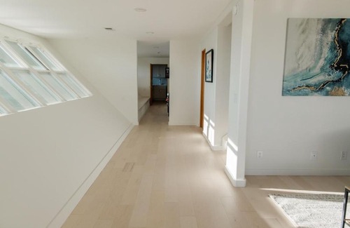 Eastern Malibu House | The Vista House - Malibu Ocean Views - Bo-ho Chic