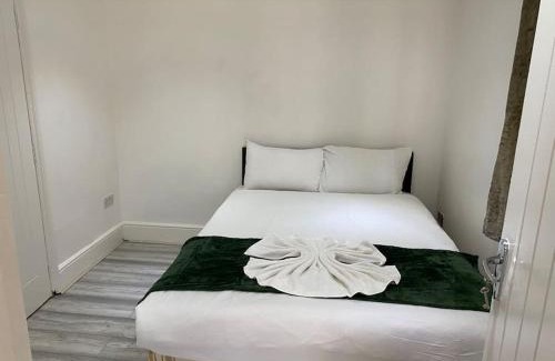 North Acton Apartment | The w3 flat