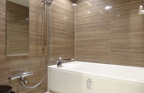 Nishishinsaibashi Hotel | The Wall Hotel