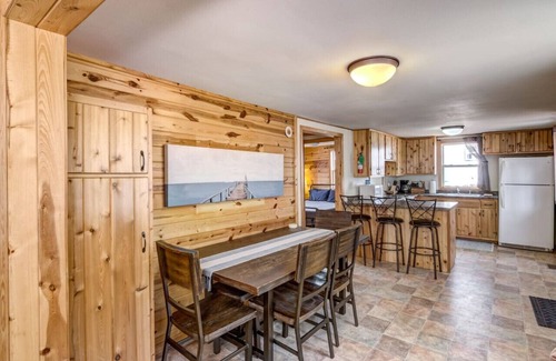 Brill Cabin | The Walleye at Lincolnwood Resort