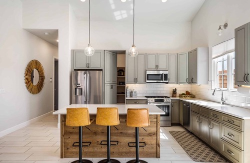 Hurricane House | The Wanderer: Pool, Hot Tub, Splash Pad, Dog Friendly
