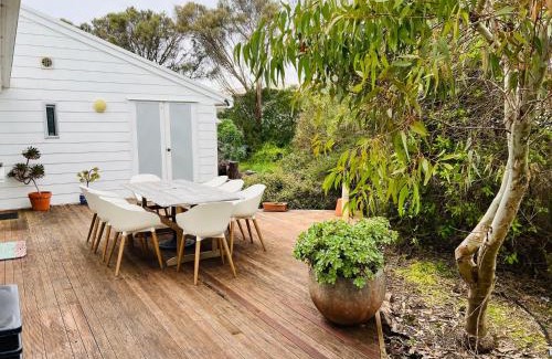Waterhouse House | The WardRobe Pet Friendly Vintage Vibes at The Seaside